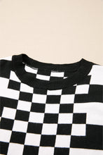 Load image into Gallery viewer, Amber Checkered Sweater
