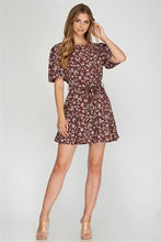 Load image into Gallery viewer, Emery Puff Sleeve Printed Dress T
