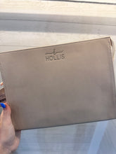 Load image into Gallery viewer, Hollis Accessory Pouch
