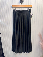 Load image into Gallery viewer, Novalee Stretchy Maxi Skirt
