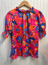 Load image into Gallery viewer, Andrea Floral Top
