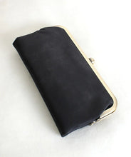 Load image into Gallery viewer, Karen Kiss Lock Clutch Wallet
